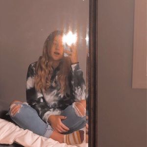 Meet your Posher, Abigail